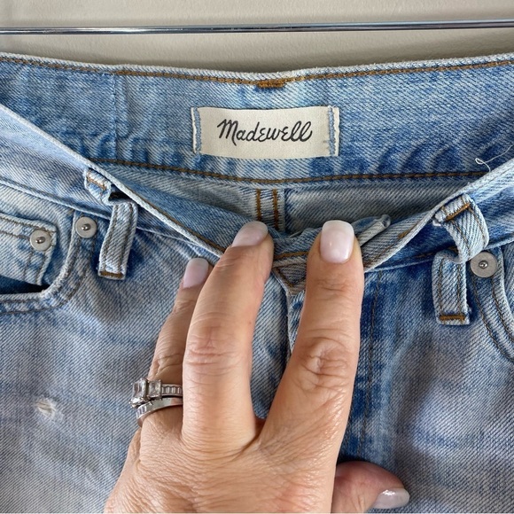 Madewell Light Blue Ankle & Cropped Jeans - Picture 4 of 13